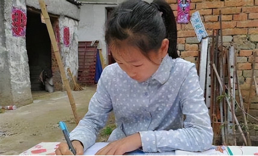 高考688分女学霸讲述,高考723分学霸女生