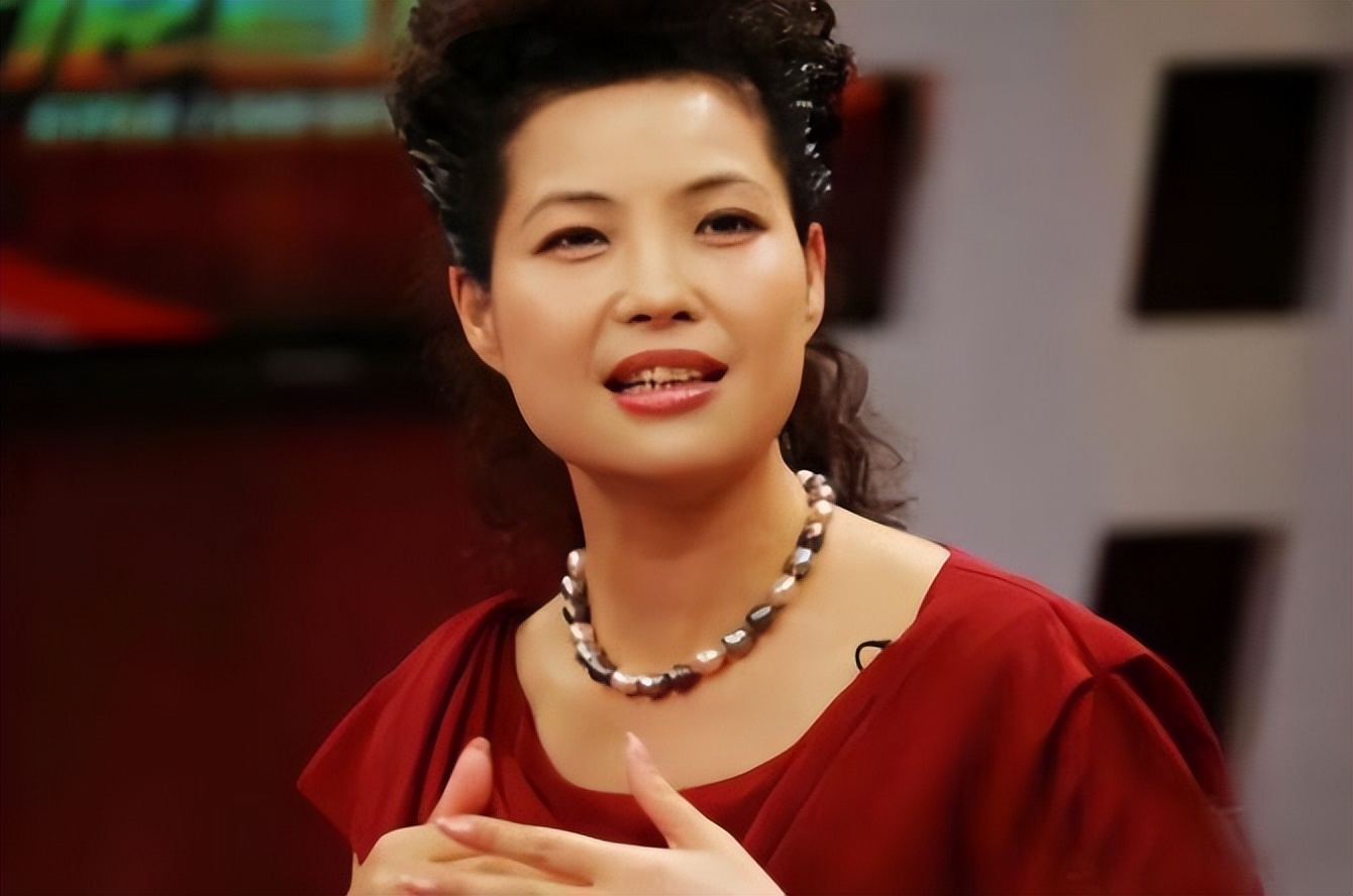 李双江拿三万退休金是真的吗,李双江夫妇一年挣多少钱