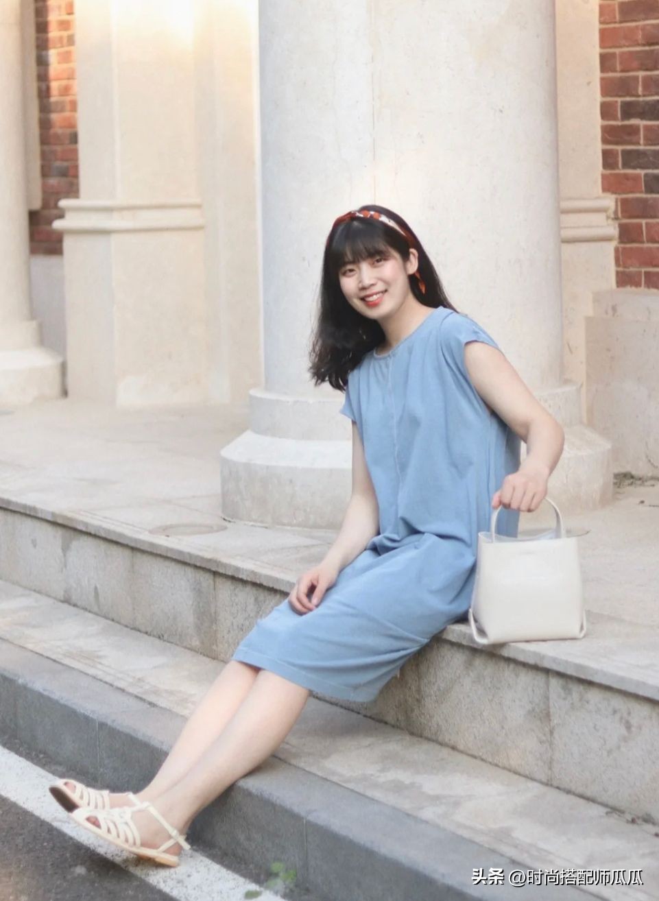 为何你戴丝巾有股浓浓的“大妈感”？*潮学**人这样搭，才够洋气时髦