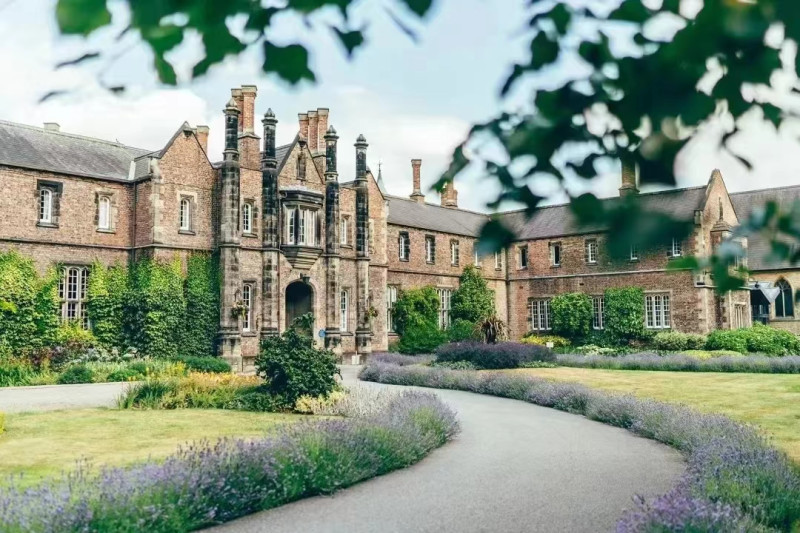 2024长沙“小辣骄”英国游学团重磅发布！媒体艺术采访+英伦教育体验，7月盛装起航