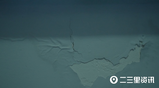 窗户下雨刮风时漏水怎么办,下雨天楼上窗户漏水紧急处理方法