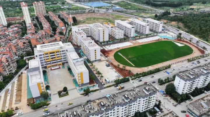 曲靖市基础教育扩优提质,曲靖教育优先发展