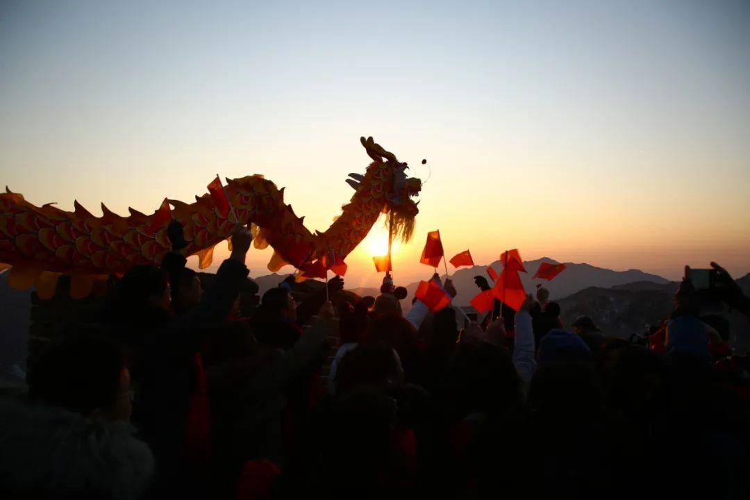 慕田峪长城日出,慕田峪长城元旦观日出