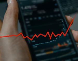 估值大涨,2023年恒生科技指数估值低吗