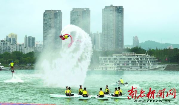 双节踏浪嘉陵江品味山水南充城