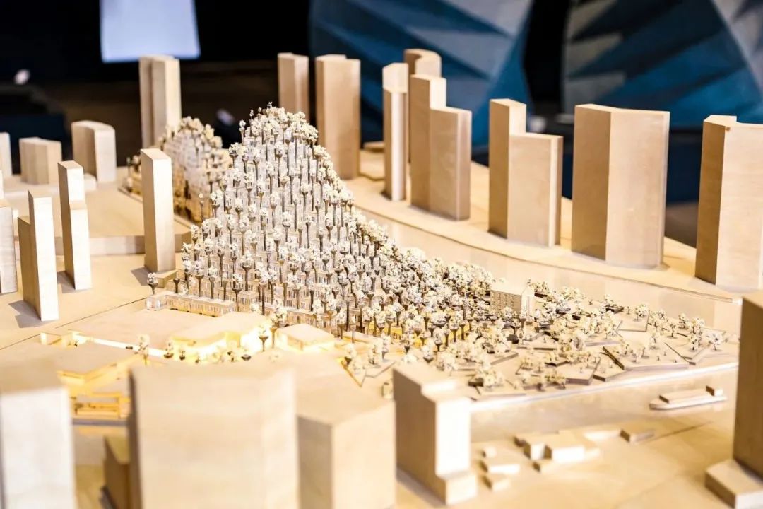 复星艺术中心赫斯维克展,构建灵魂建筑