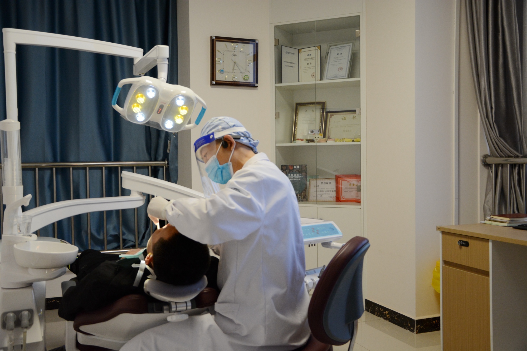 河北高阳：开设夜间门诊服务守护群众健康“不打烊”