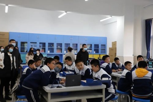 双减后初中你觉得轻松了吗,双减后孩子轻松了很多