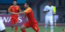 李铁输球后发言引足协不满,国足对阿曼李铁