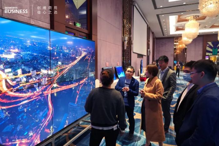 创维发布首款鸣丽屏miniled,创维发布2021oled