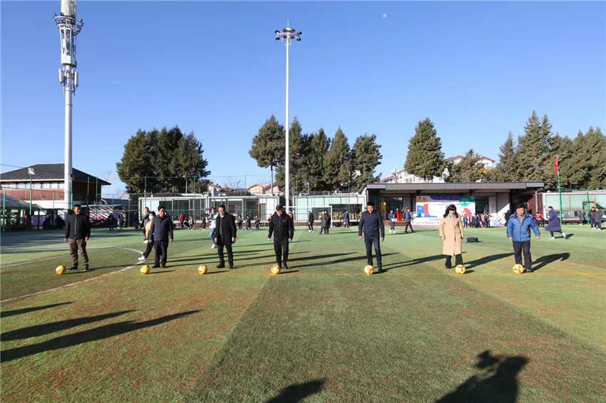 足球比赛加油吧少年,足球比赛小将们加油