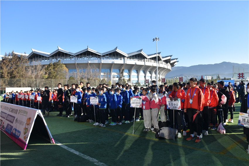 丽江足球青训俱乐部报名,丽江足球青训招生