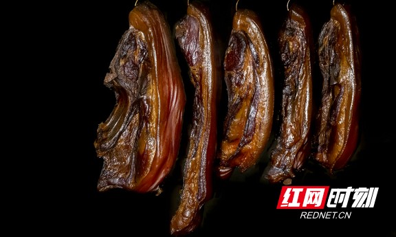 “老茶人”因何成为“腊肉刘”?益阳这位人大代表的建议“有那味儿”