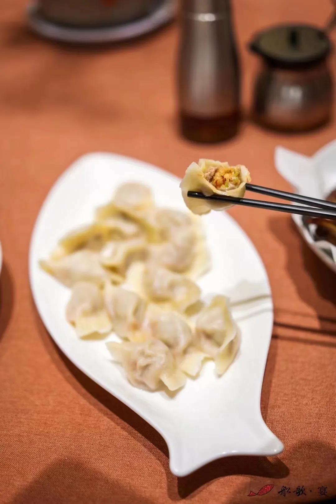 山东人很喜欢吃面食,山东人过年的馒头有多大