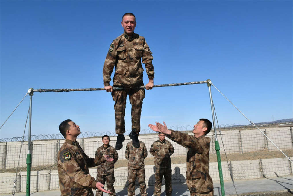 带你走进茫茫戈壁滩,带你感受荒凉的戈壁滩