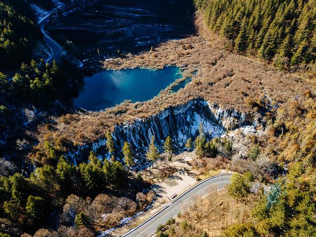 冬日九寨童话世界,九寨沟翠海蓝冰