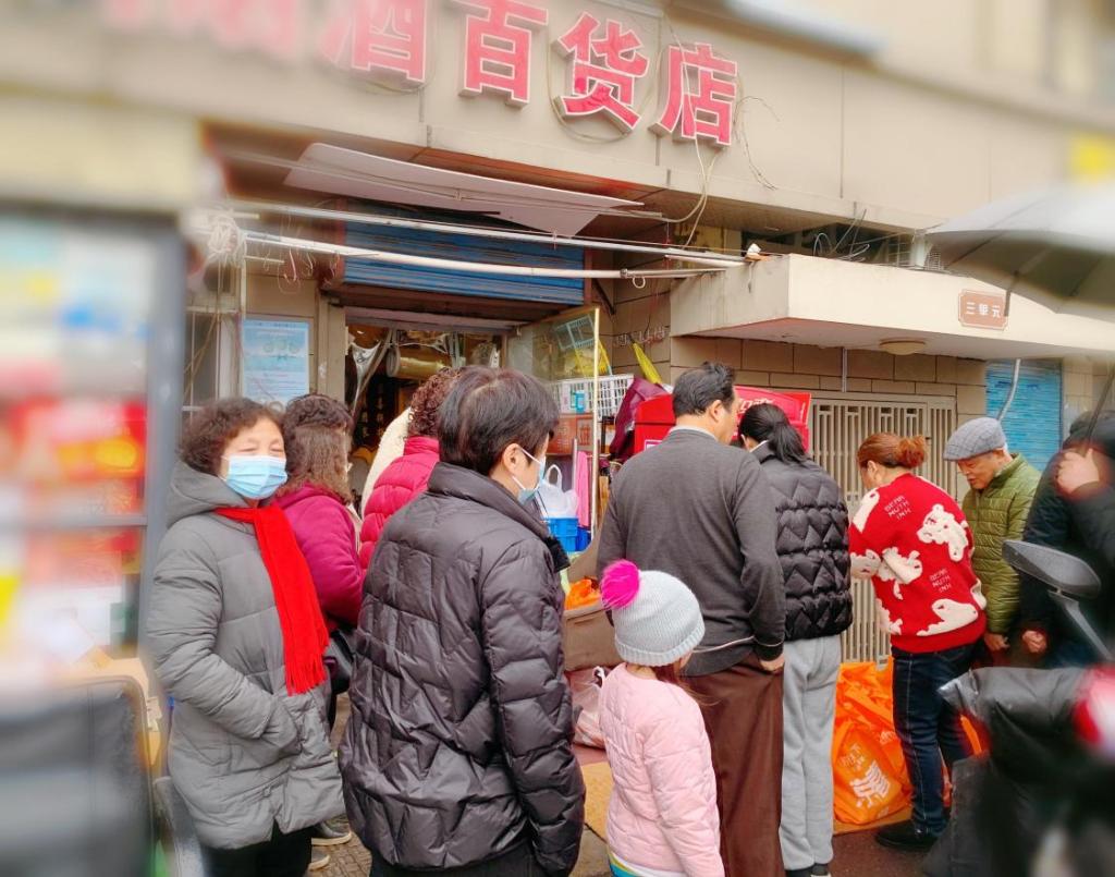 小年数万名空巢老人不孤单，京喜为山东、江苏、广东多地老人送团圆饭菜