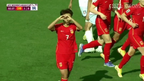 王霜请为女足的今天与未来加油,王霜你永远可以相信中国女足