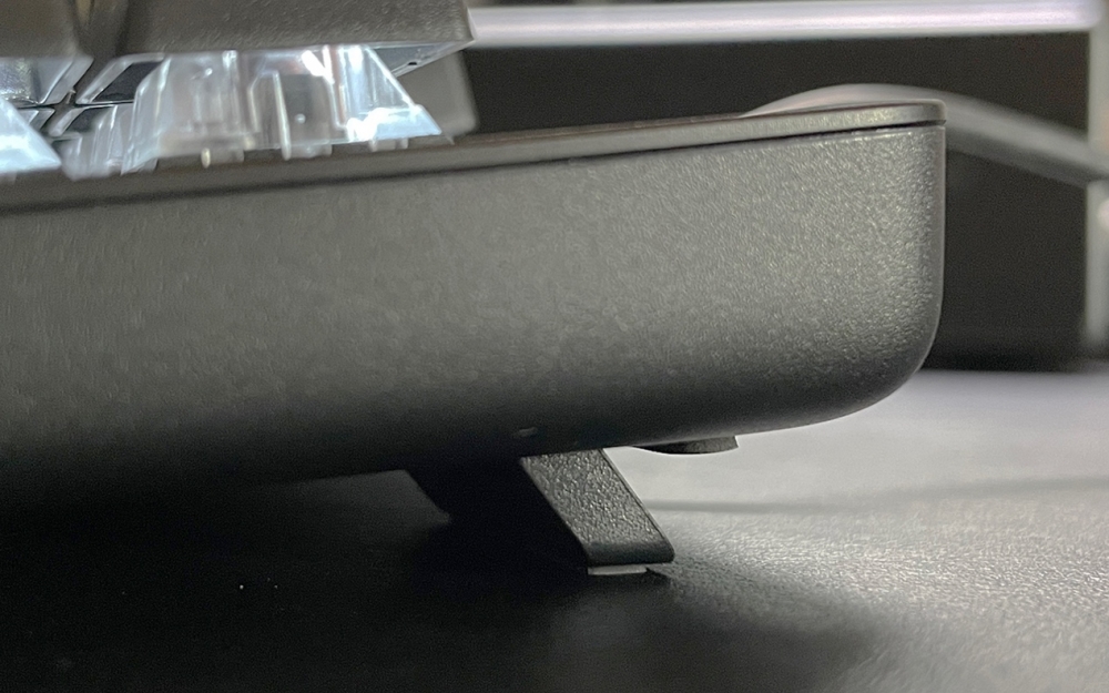 罗技G412TKLSE动手玩：入门机械键盘的明智之选