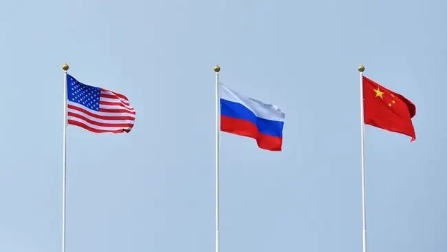 美借俄乌冲突抹黑施压，中国展示大国担当