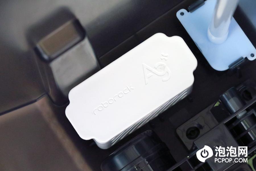 石头g10s机器人如何清洁基站,扫地机器人石头g10s基站自清洁刷