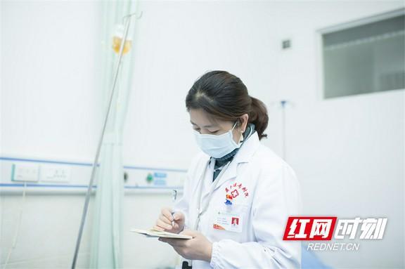 毛建华院长,益阳医专毛建华