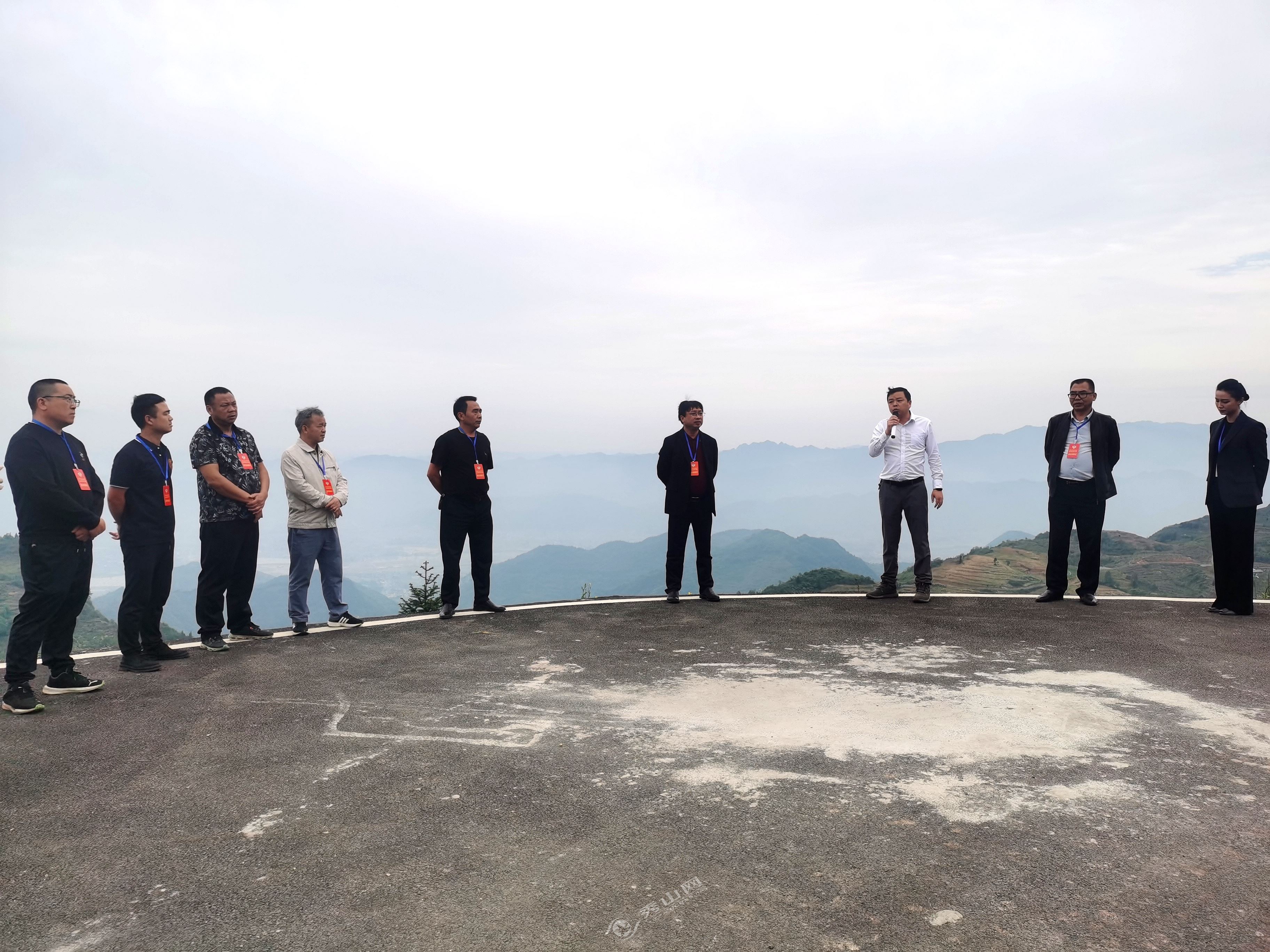 县政协清溪片区委员工作室开展活动任强参加