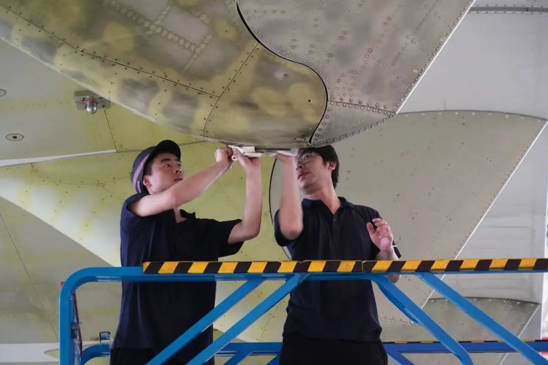 航空工业通飞华南,五一航班火热出行打好提前量