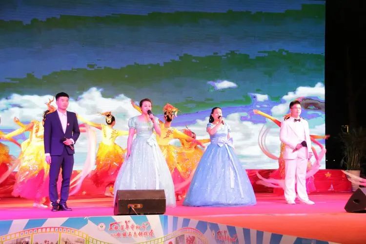 五秩芳华守初心自强不息铸辉煌｜德州五中举办2022年庆“六一”篝火晚会暨50周年校庆文艺演出