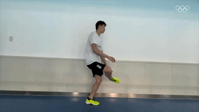 追光|国际奥林匹克日：看完奥运冠军的运动挑战，就已经出汗了