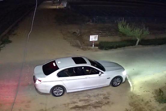 开宝马偷西瓜事件,3人开宝马偷西瓜被抓