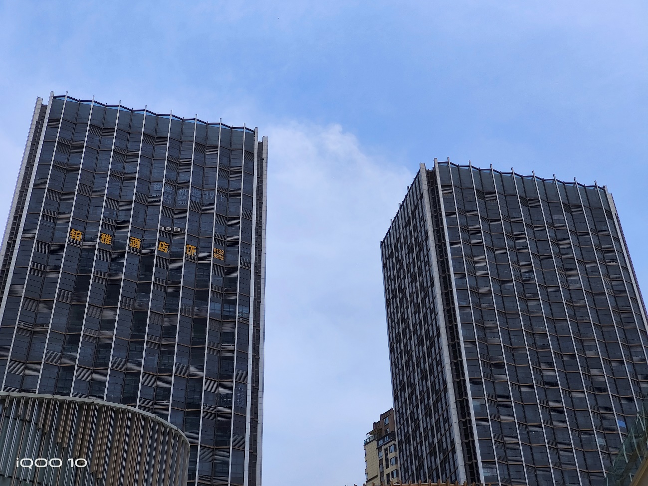 iqoo10旗舰版测评,iqoo10性能测评优缺点