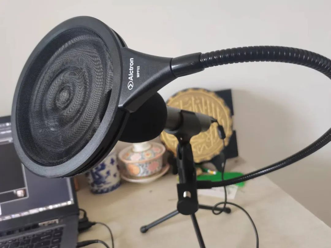 打造家庭录音室设备,家庭简易录音棚需要哪些设备