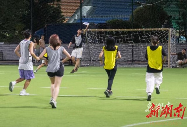 长沙飞盘俱乐部,飞盘是怎么飞起来的