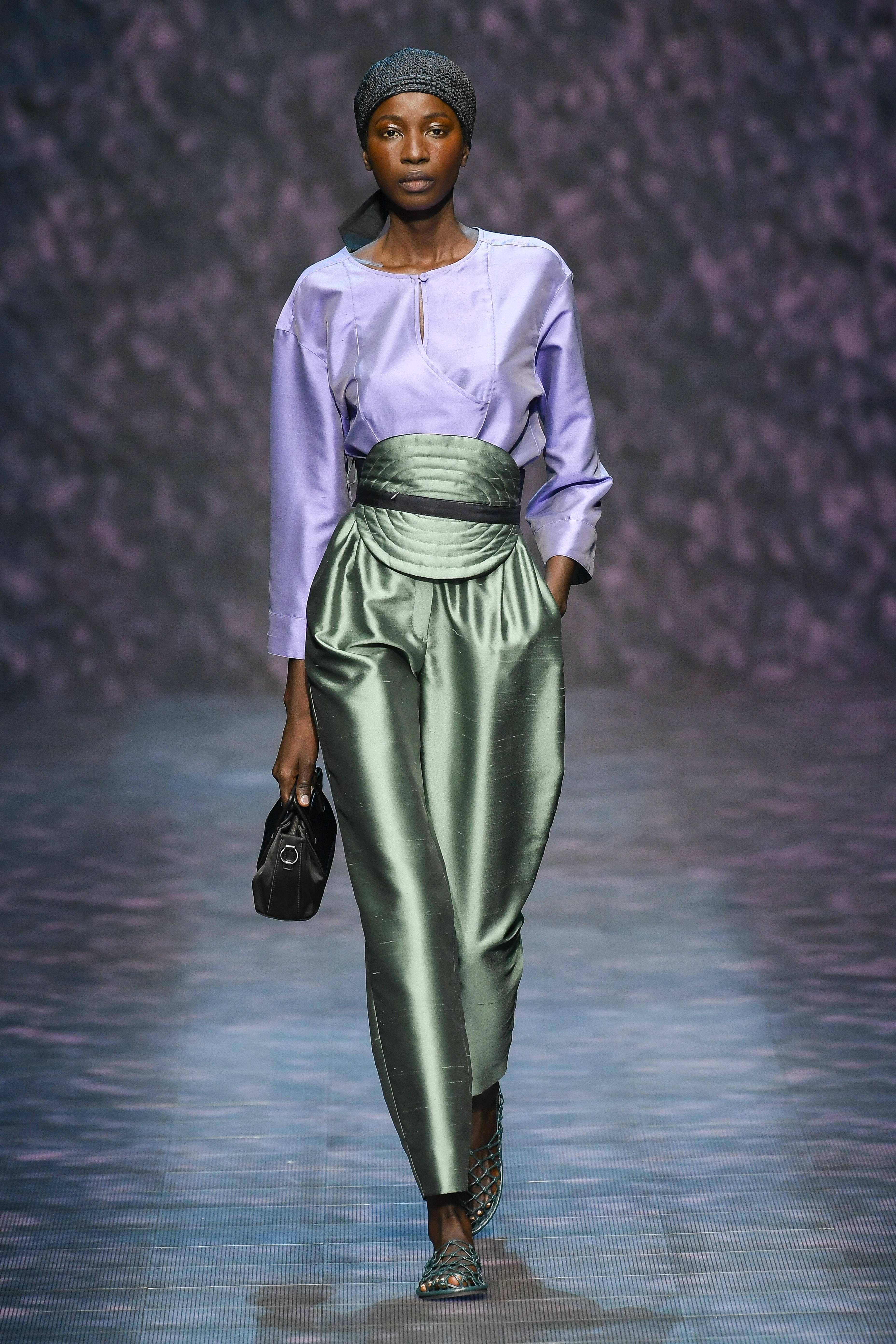 新款米兰女装秀,米兰女装周2024春季