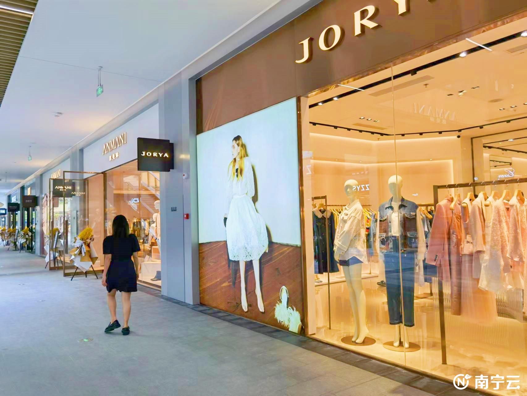 深圳沙井艺展中心跟杉杉奥特莱斯,深圳沙井杉杉奥特莱斯