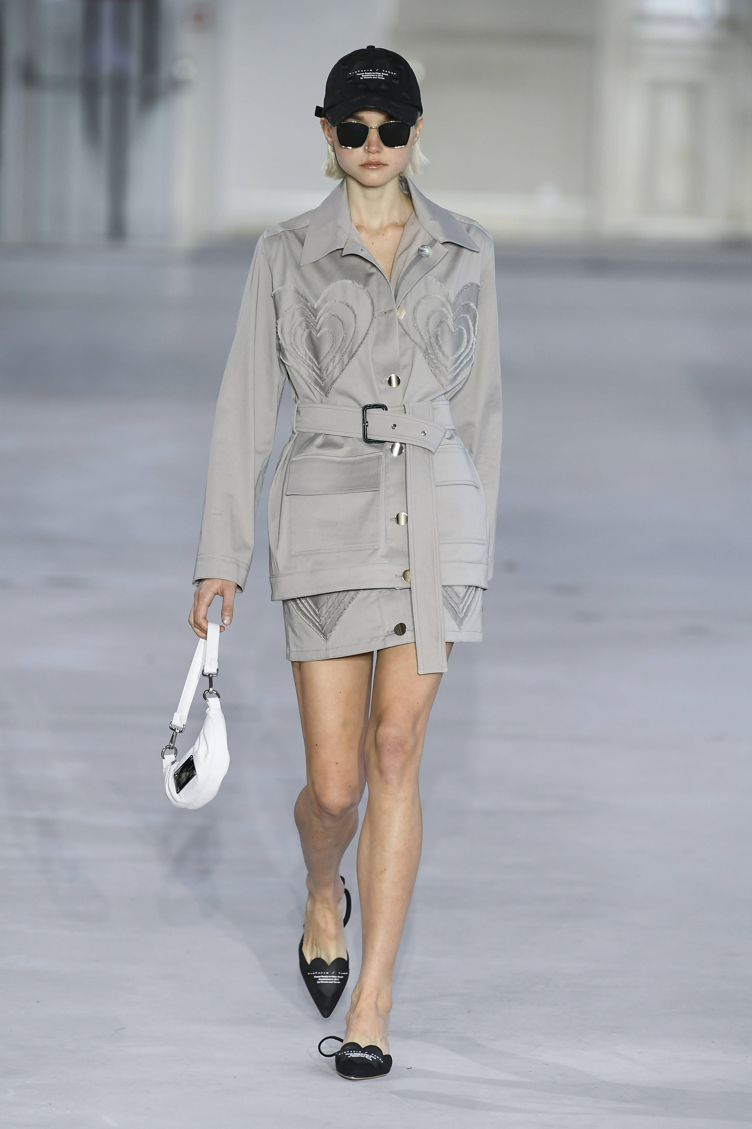 victoriaceretti时装周,victoria春夏2024时装周