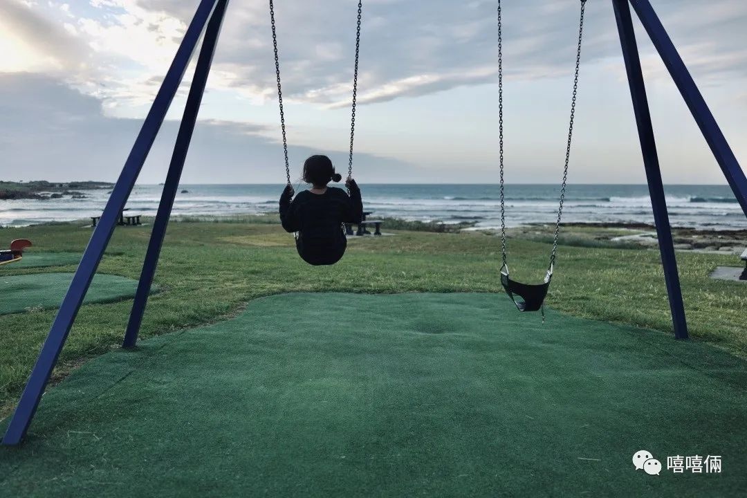 澳大利亚摘葡萄一个月能挣多少钱,澳大利亚农场打工女孩