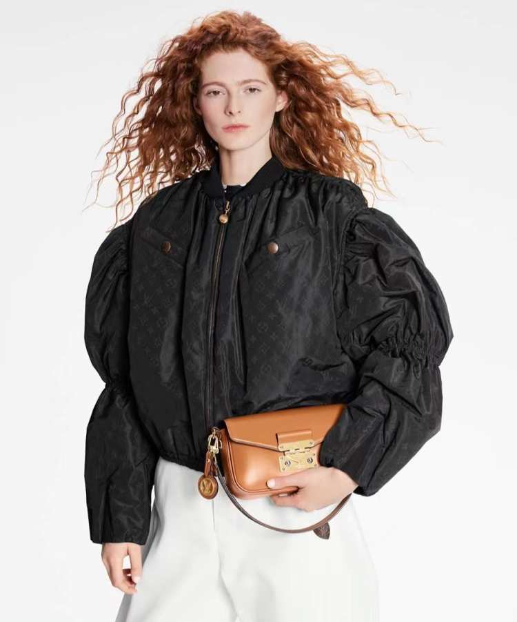 lv职业女包显气场气质,lv最新款女真皮豌豆牛皮链条女包