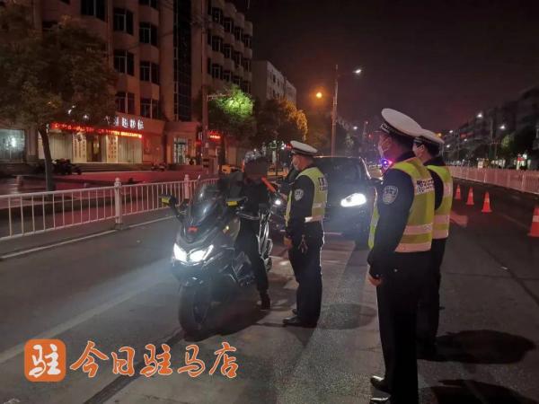 看球别酒驾,驻马店交警三点查酒驾不