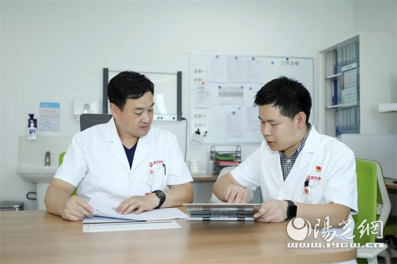 女性红斑狼疮两年了,女孩得红斑狼疮致瘫