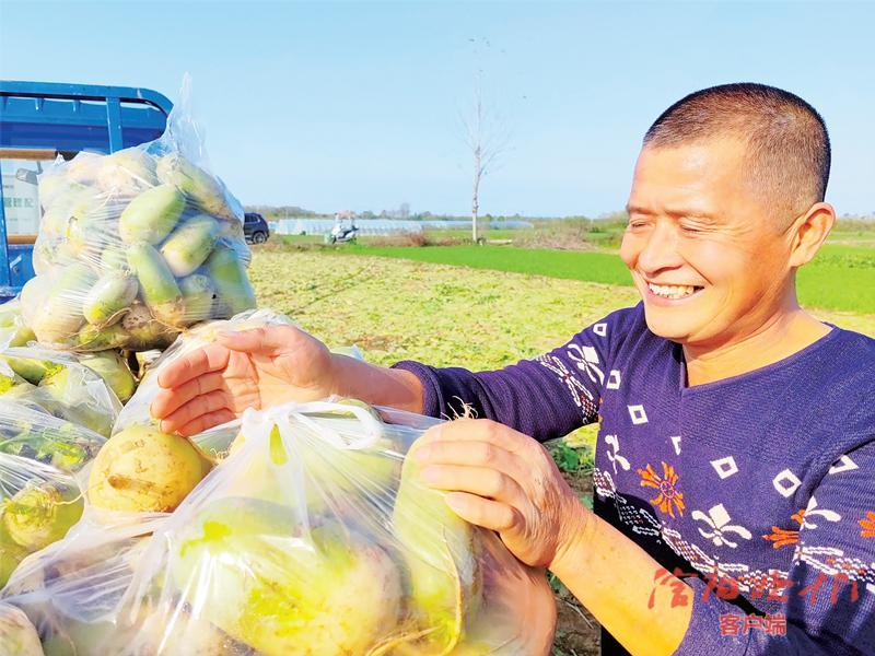 社会组织多举措助力乡村振兴发展,号召大家积极参与义卖活动