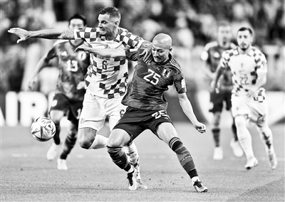 日本足球联赛靠什么赚钱,日本足球青训靠什么赚钱