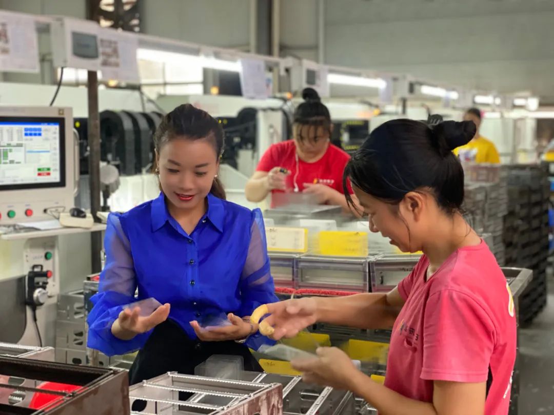 江苏招商局李冬梅,惠农区政协李冬梅