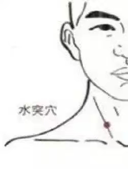 缓解刀片嗓的小妙招,缓解刀片喉最有效的办法