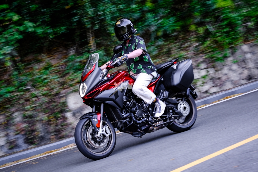 一辆杜卡迪v4一年的开销,一台杜卡迪v2多少钱