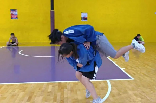 深化体教融合共推青训发展,深化体教融合促进青少年健康发展