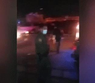 拜登访美国大使视频回放,美媒抨击拜登秘密转移非法移民