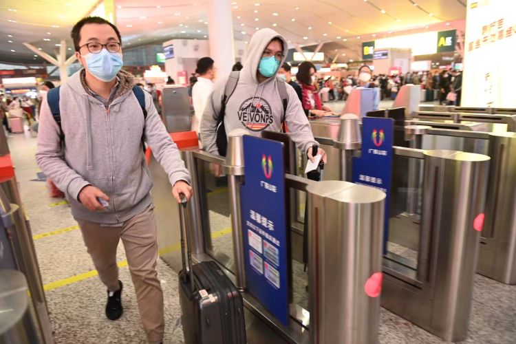 直击西九龙首班发车高铁,广深港高铁香港什么时候开通