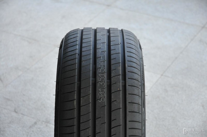 model3用的是ev专用轮胎吗,model3pzero轮胎